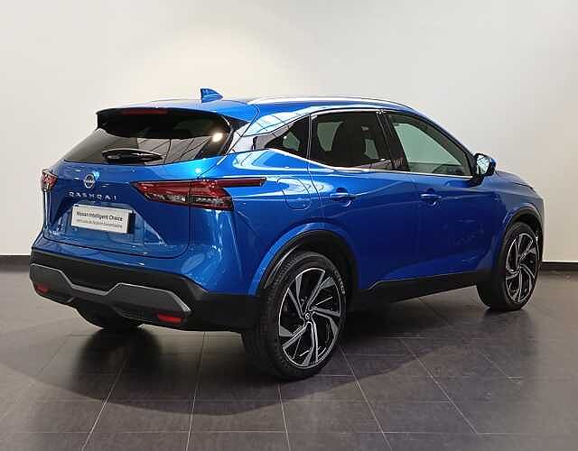 Nissan Qashqai 1.3 DIG-T mHEV 12V Tekna + 4x2 Aut. 116kW