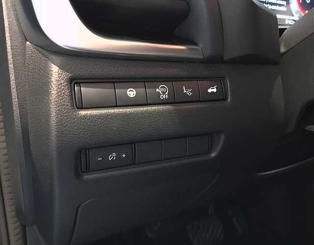 Nissan Qashqai 1.3 DIG-T mHEV 12V Tekna + 4x2 Aut. 116kW