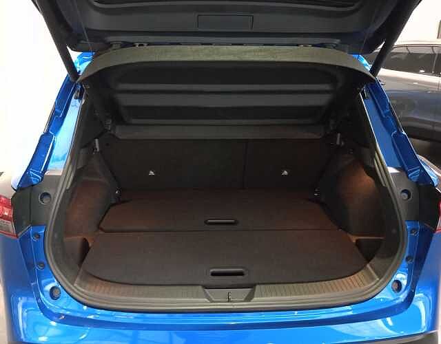 Nissan Qashqai 1.3 DIG-T mHEV 12V Tekna + 4x2 Aut. 116kW