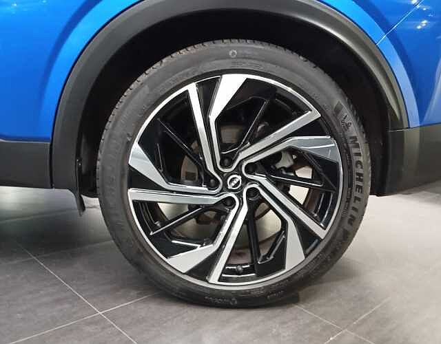 Nissan Qashqai 1.3 DIG-T mHEV 12V Tekna + 4x2 Aut. 116kW