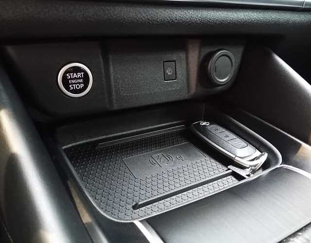 Nissan Qashqai DIG-T 140CV mHEV 12V N-CONNECTA