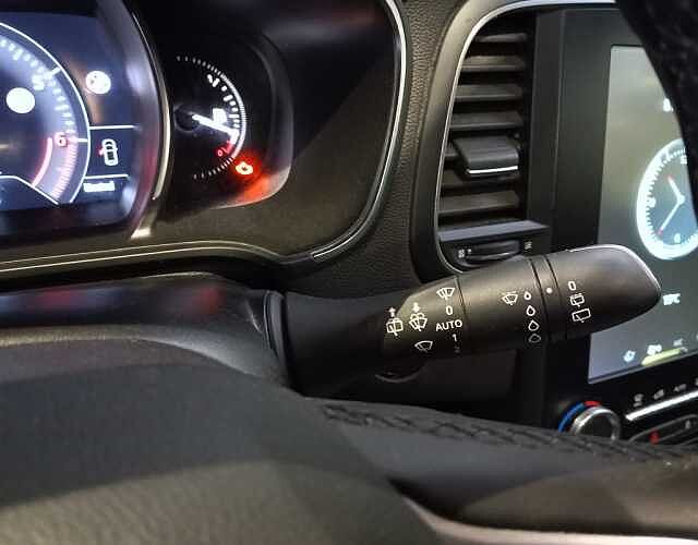 Renault M&eacute;gane Sport Tourer S.T. 1.3 TCe GPF Zen EDC 103kW