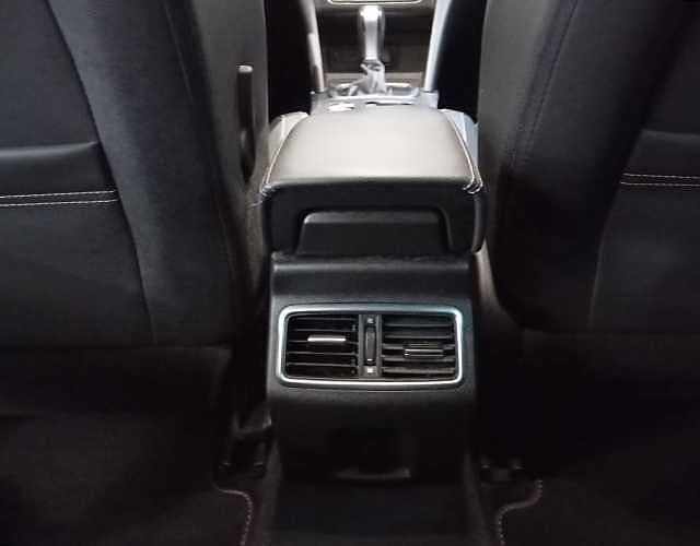Renault M&eacute;gane Sport Tourer S.T. 1.3 TCe GPF Zen EDC 103kW