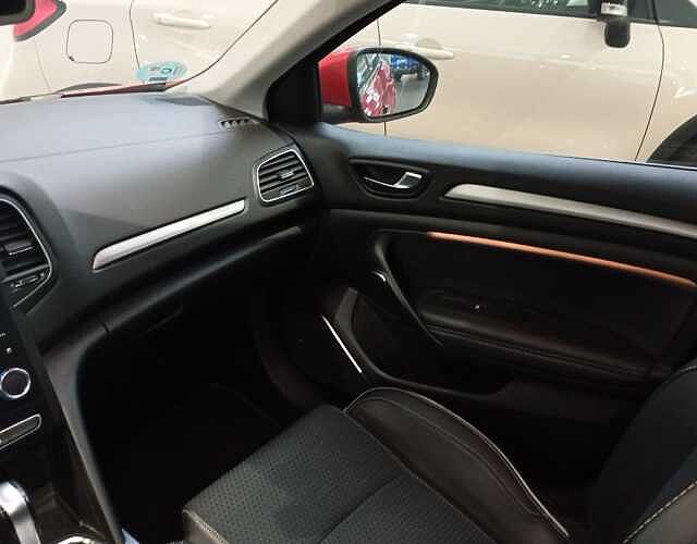 Renault M&eacute;gane Sport Tourer S.T. 1.3 TCe GPF Zen EDC 103kW