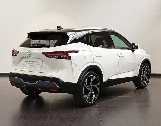 Nissan Qashqai 1.3 DIG-T mHEV 12V Tekna + 4x2 Aut. 116kW