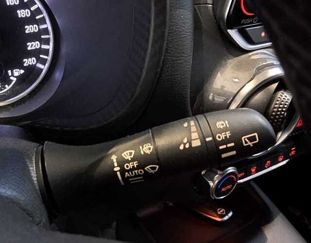 Nissan Juke ES - SUV5 1.0 DIG-T EU6d-T, tekna, 2019 - 2020