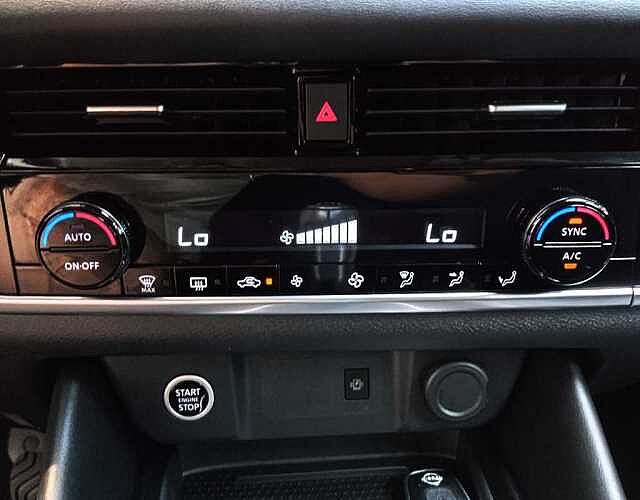 Nissan Qashqai DIG-T 140CV mHEV 12V N-CONNECTA