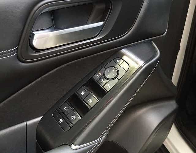 Nissan Qashqai DIG-T 140CV mHEV 12V N-CONNECTA