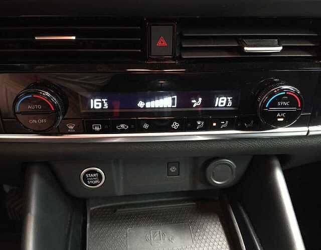Nissan Qashqai DIG-T 140CV mHEV 12V N-CONNECTA