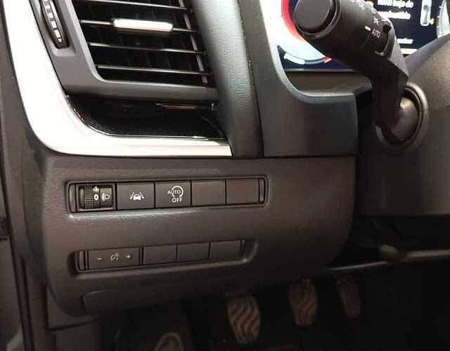 Nissan Qashqai DIG-T 140CV mHEV 12V N-CONNECTA