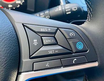 Nissan Juke DIG-T 114CV TEKNA Gris