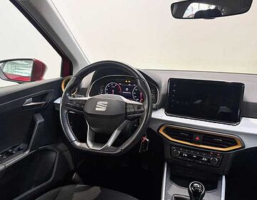 Seat ARONA 1.0 TSI 110CV STYLE STYLE Rojo
