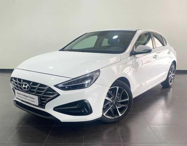 Hyundai i30 Fastback FB 1.0 TGDI Tecno 48V LR 120